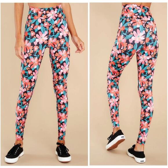 Beach Riot Floral Leggings - Picture 1 of 9